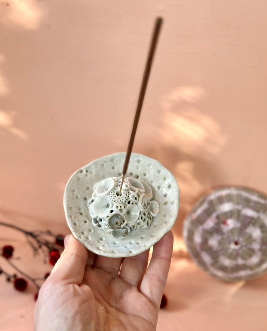 ‘Coral’ incense / flower holder