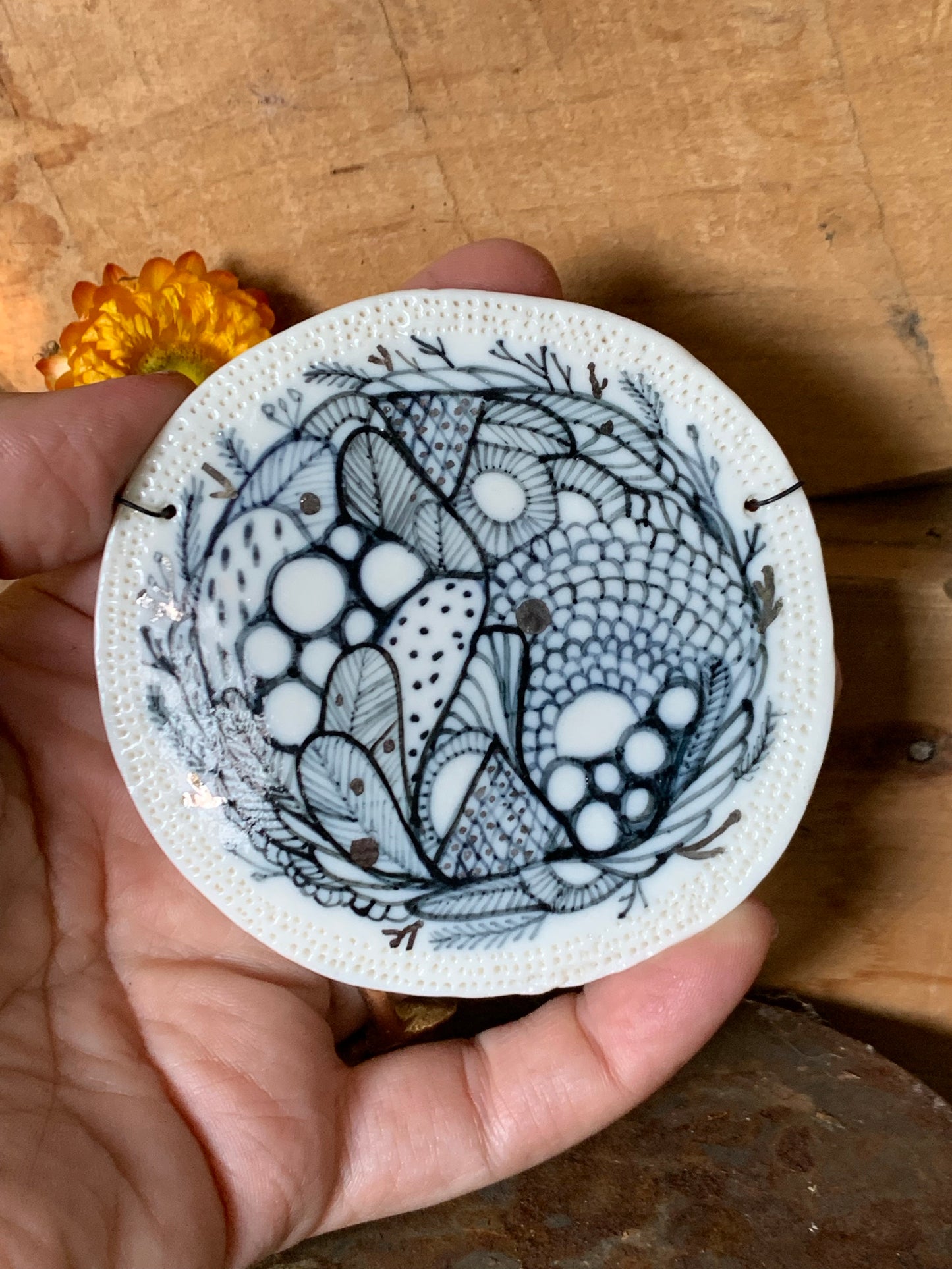 Small Indigo ‘Seafoam’ porcelain wall piece with platinum detail