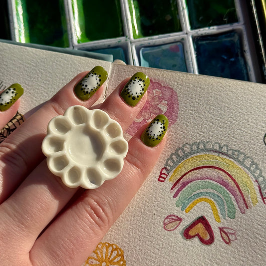 Daisy Paint Palette Porcelain Ring size H