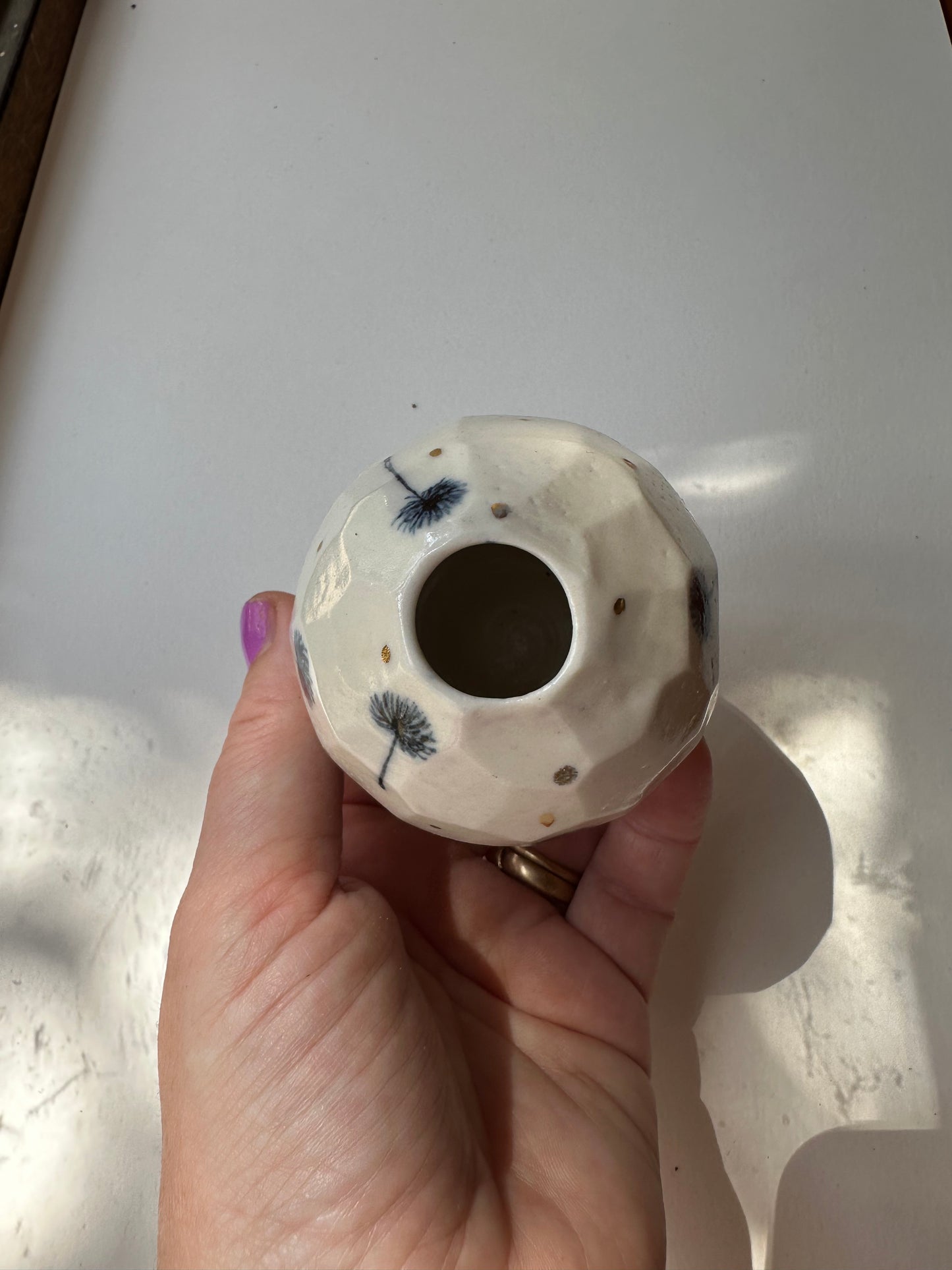 Small Hand Painted ‘dandelion’  Porcelain Vase