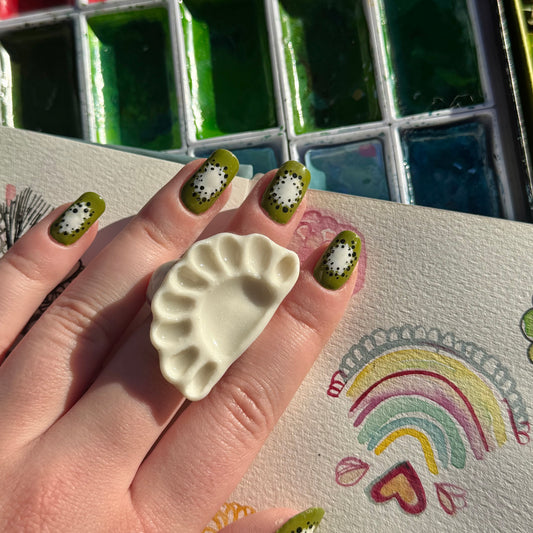 Crescent Paint Palette Porcelain Ring size P